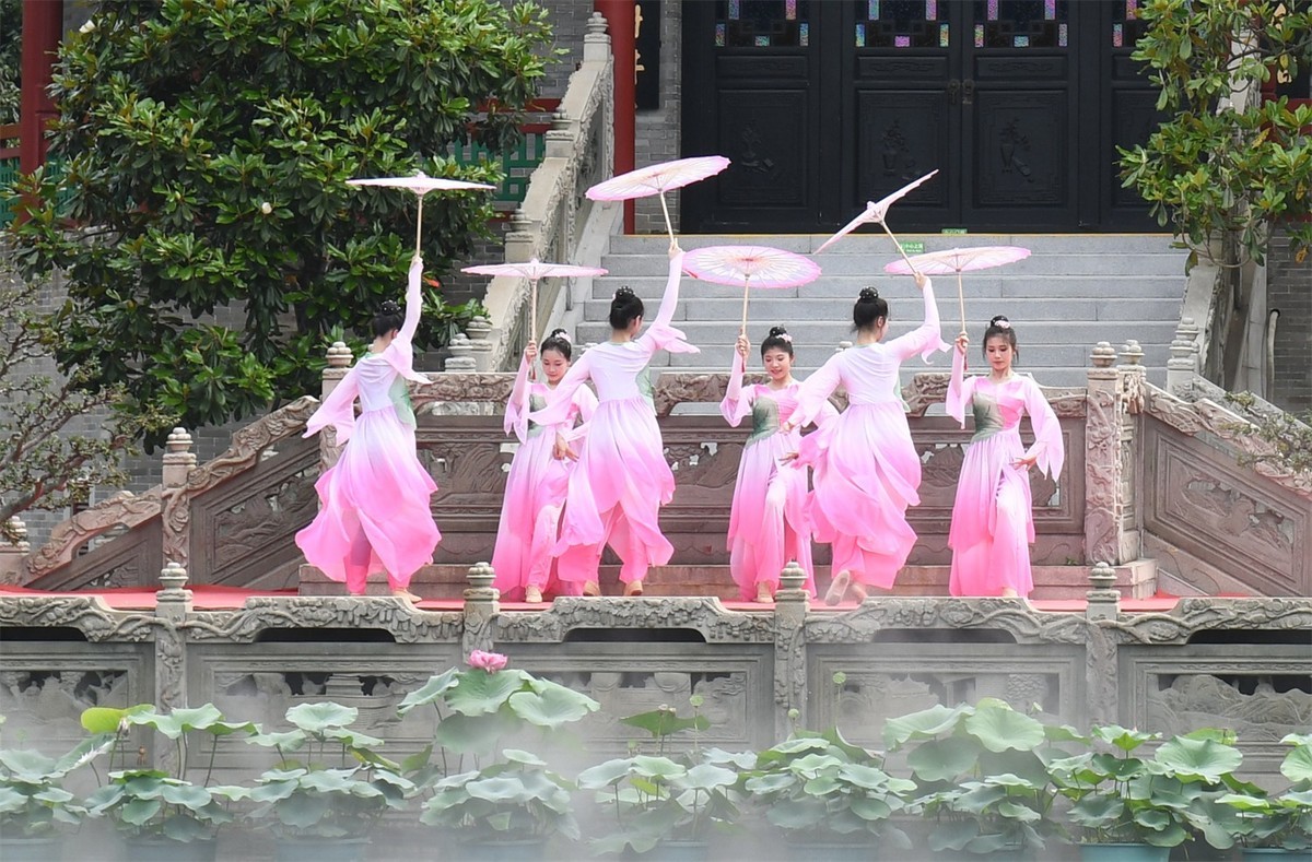 轻歌曼舞（二）