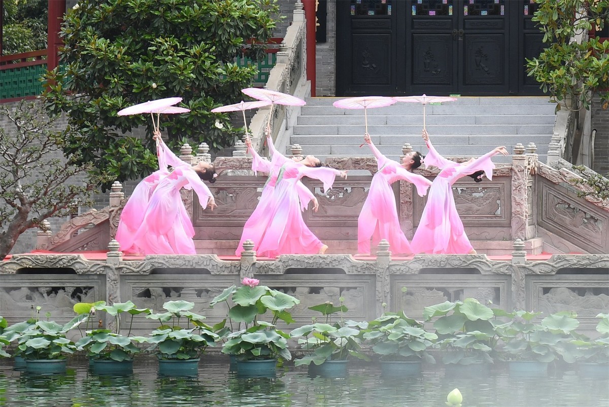 轻歌曼舞（二）