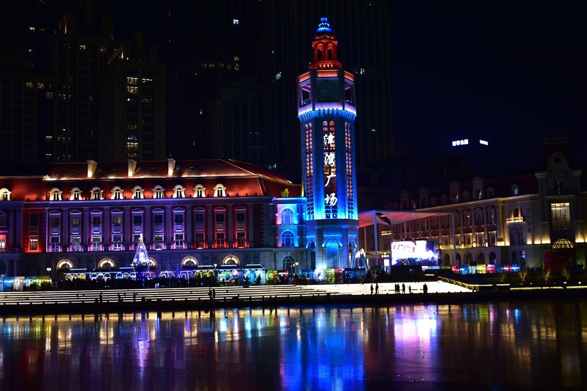 圣诞平安夜的津湾广场