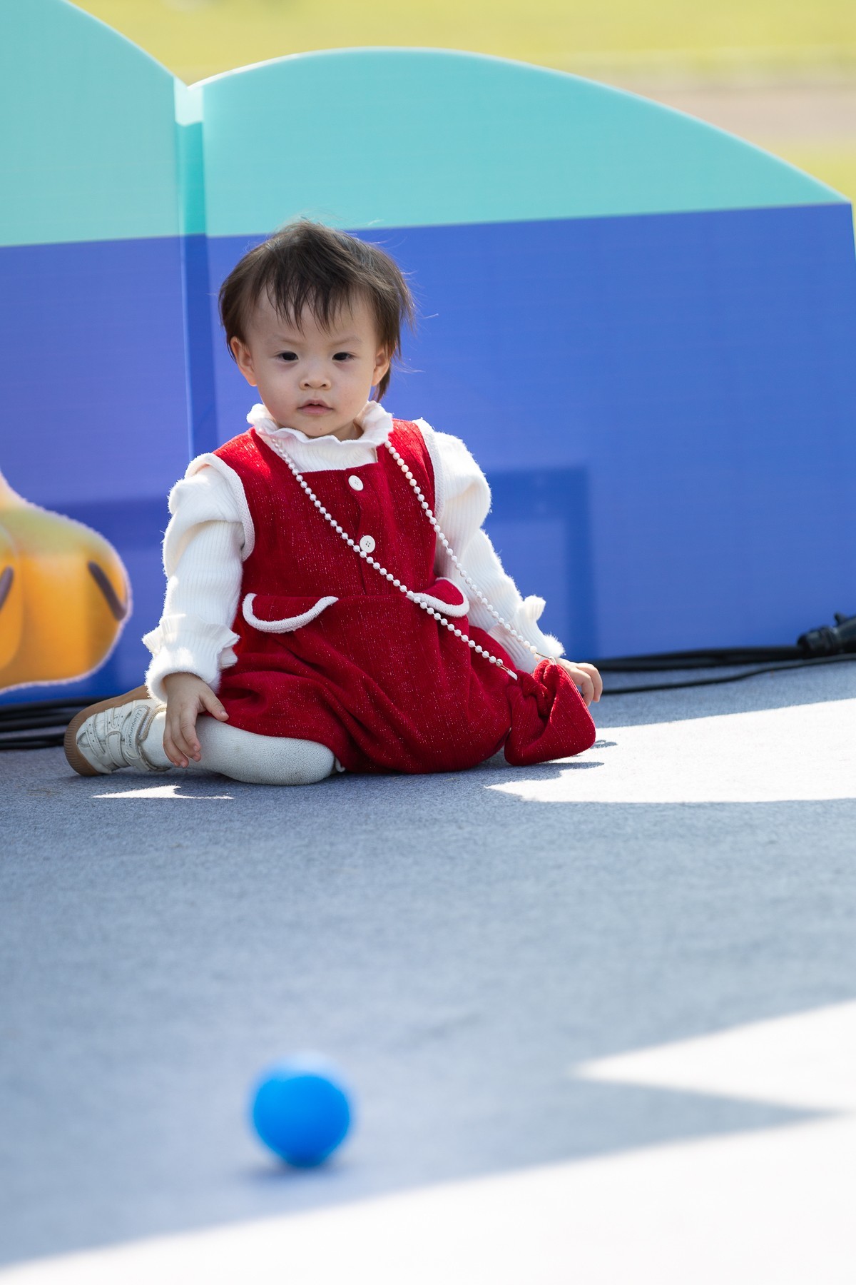 给我一片天空，誓让云霞灿烂