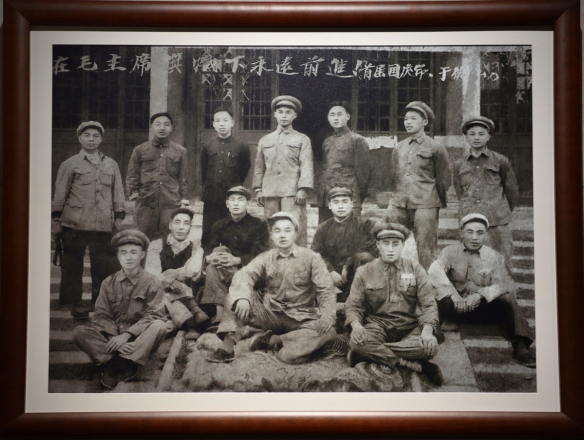 致敬老警：湖南第一代公安人肖像展实拍（上）