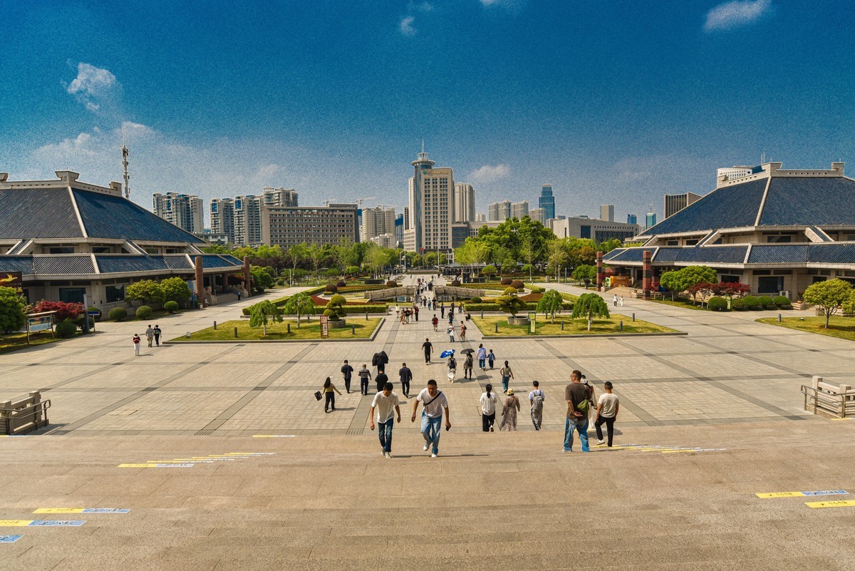 参观湖北省博物馆所拍