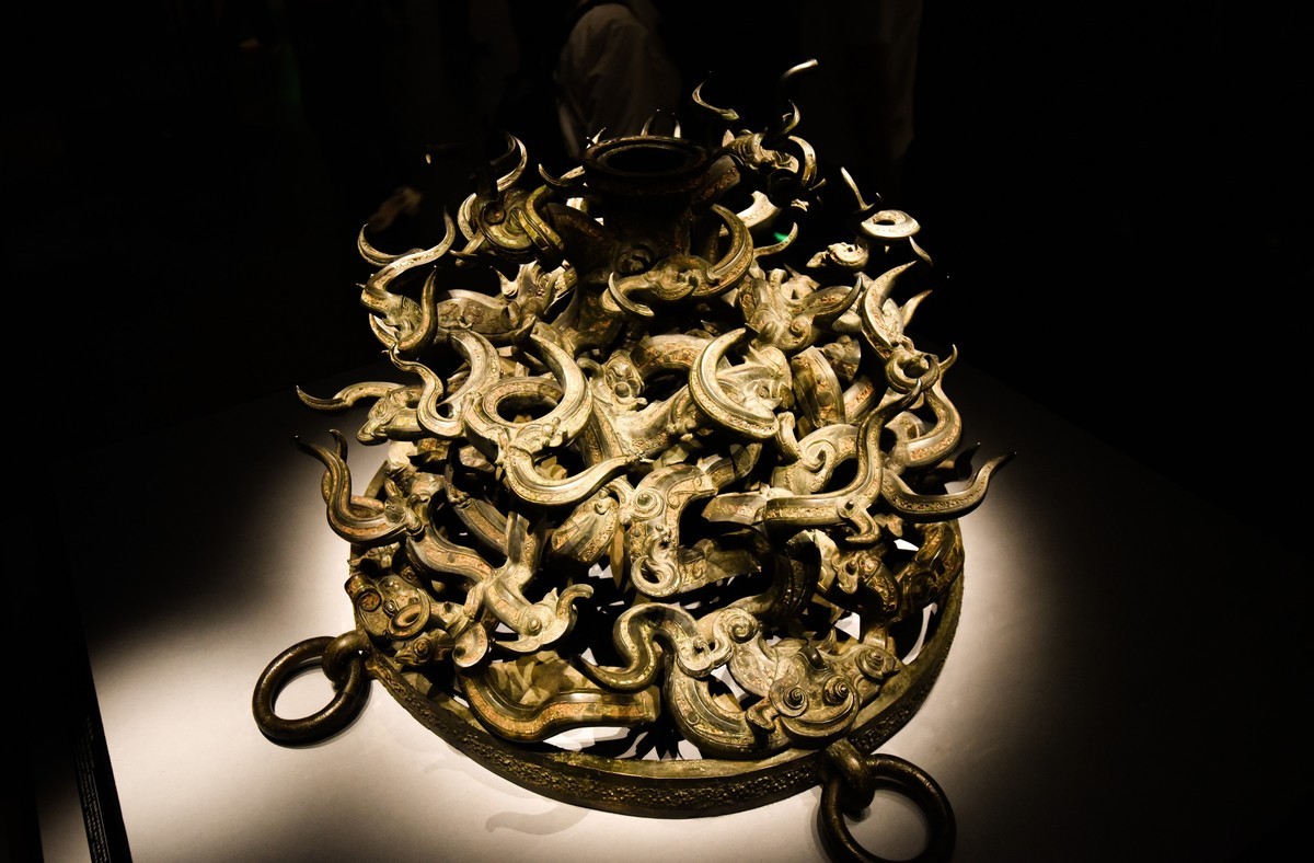 参观湖北省博物馆所拍