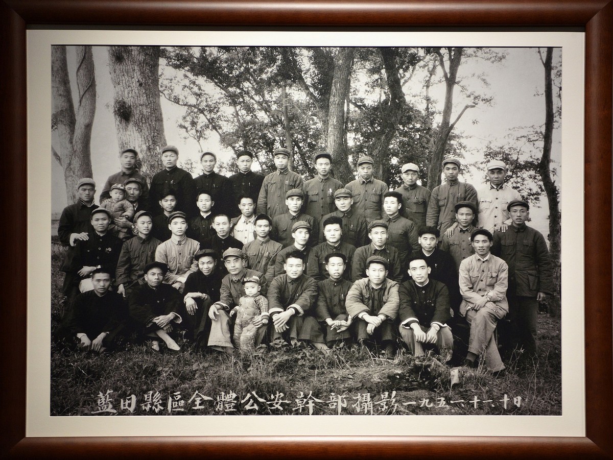 致敬老警：湖南第一代公安人肖像展实拍（上）