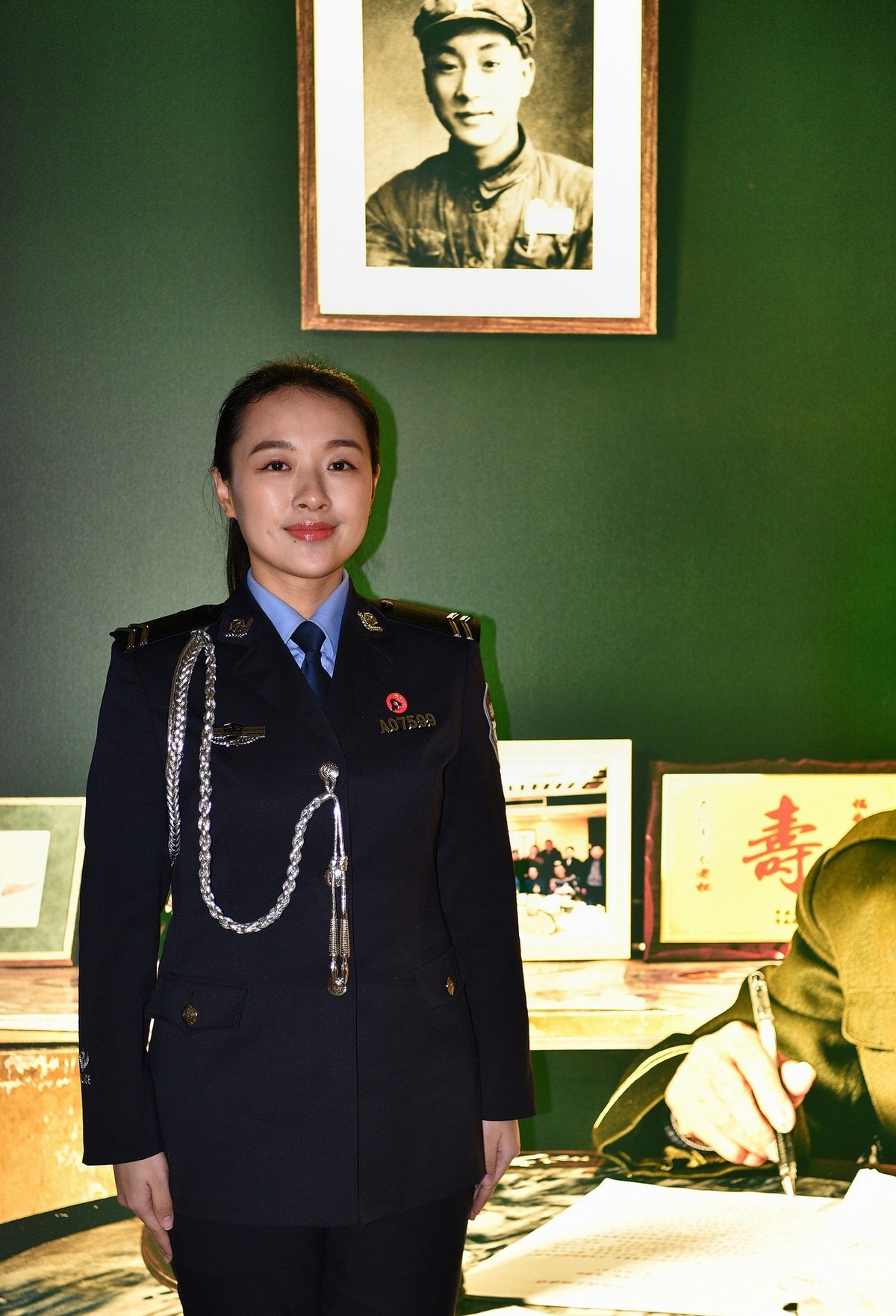 致敬老警：湖南第一代公安人肖像展实拍（上）