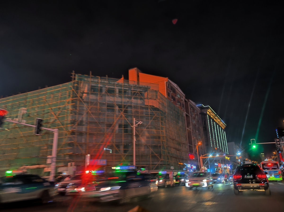 漫步星城 走街串巷（392）傍晚的五一路