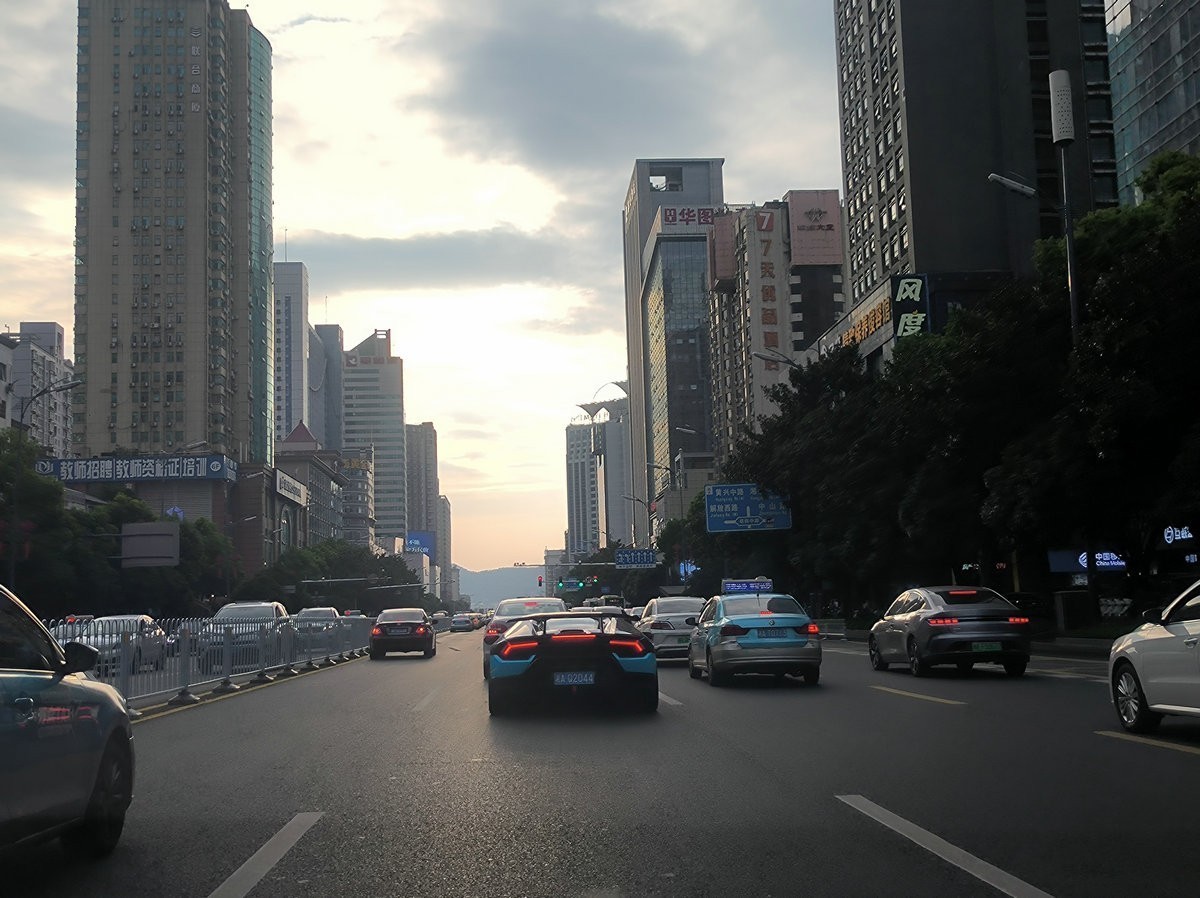 漫步星城 走街串巷（392）傍晚的五一路