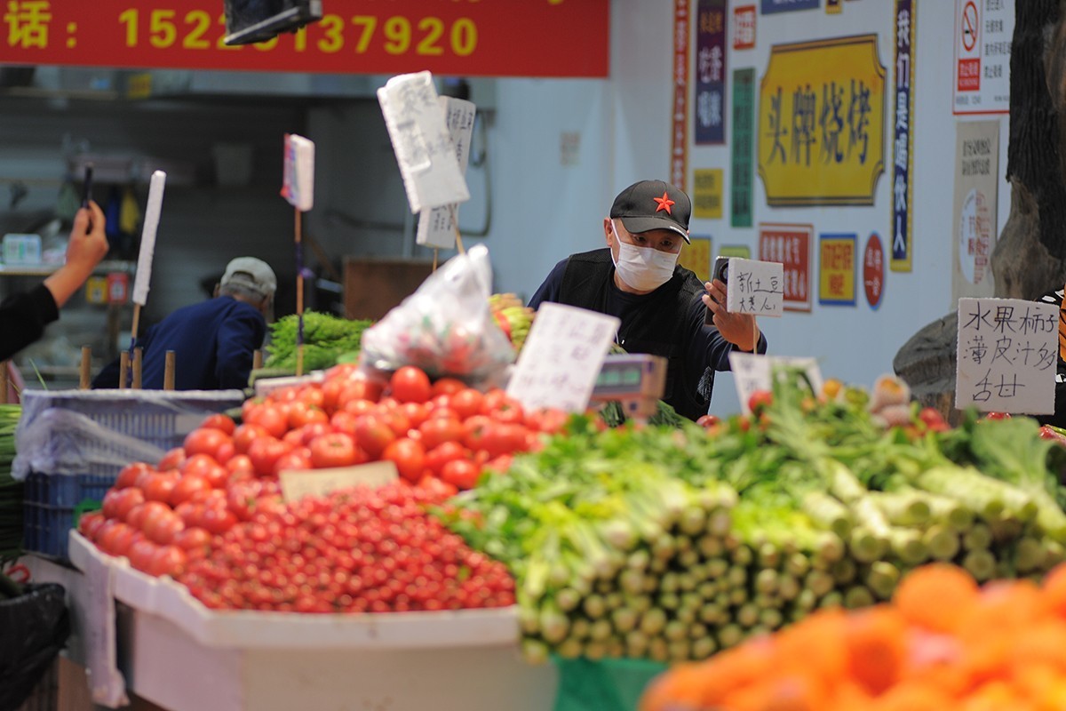第一次试用180mm f/2.8D镜头