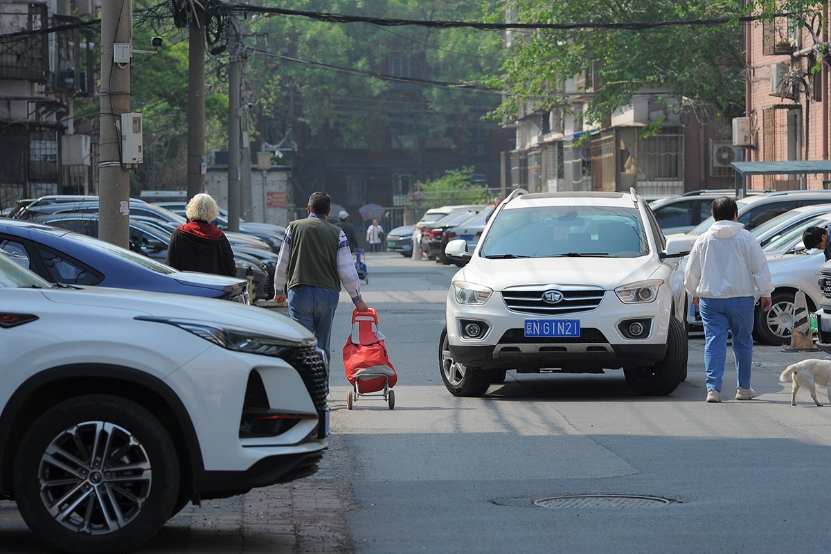 第一次试用180mm f/2.8D镜头