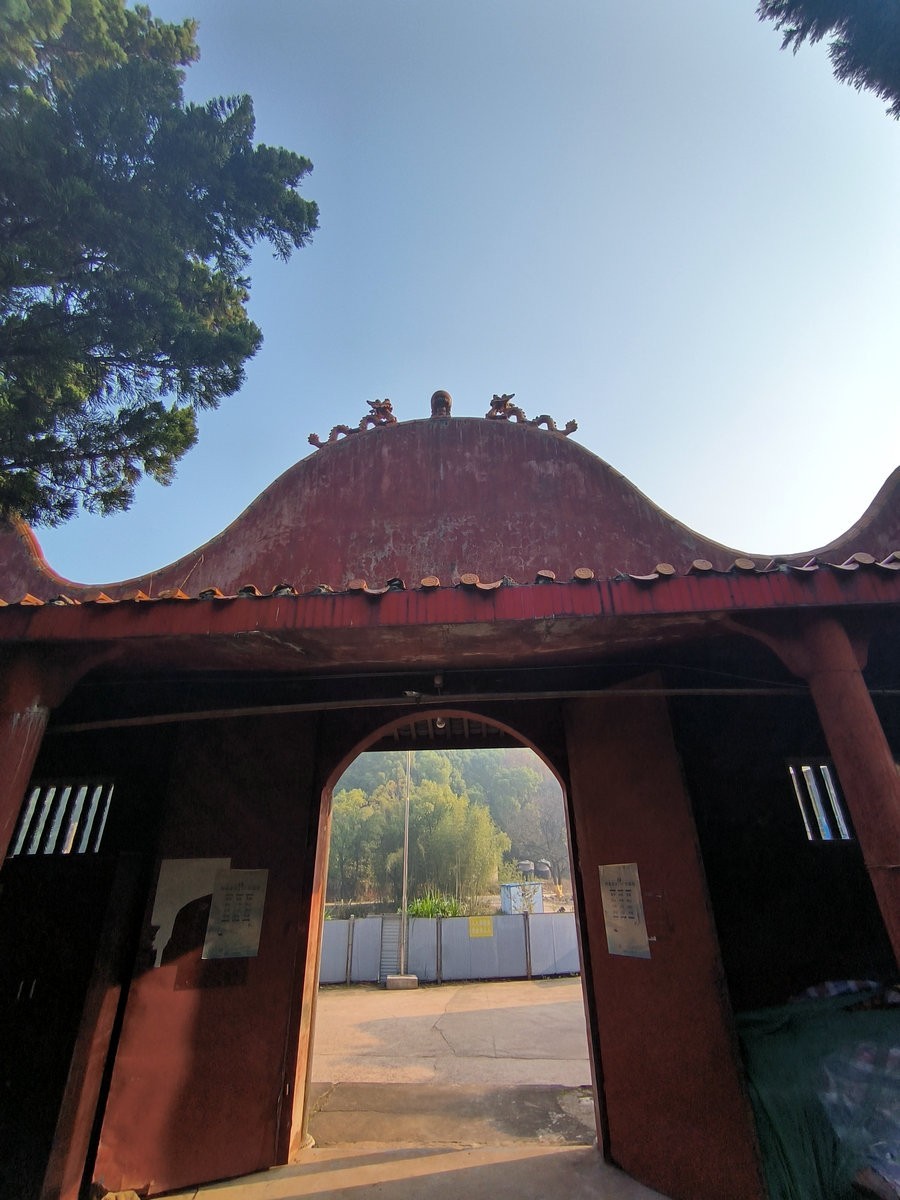 漫步星城 走街串巷（526）清泉古寺