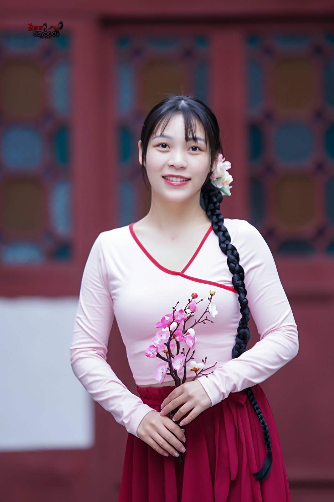 【女神舞红裙】---佳佳