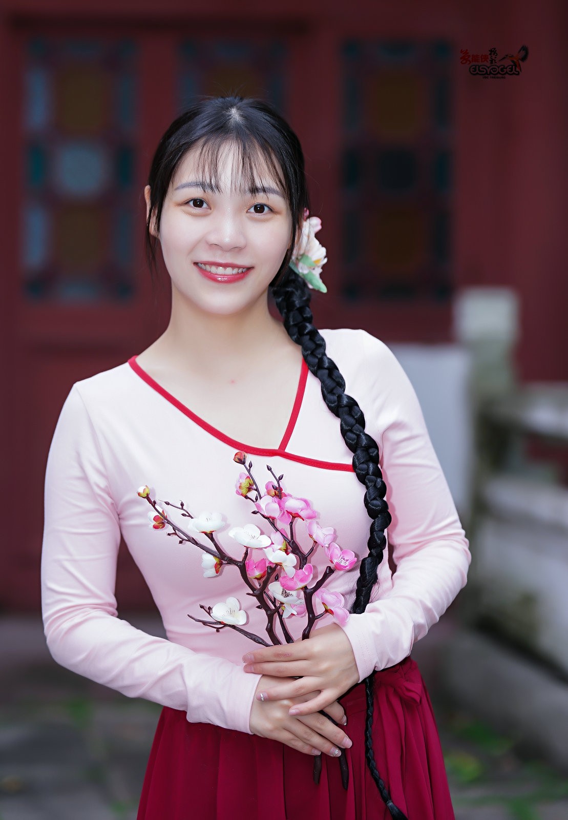 【女神舞红裙】---佳佳