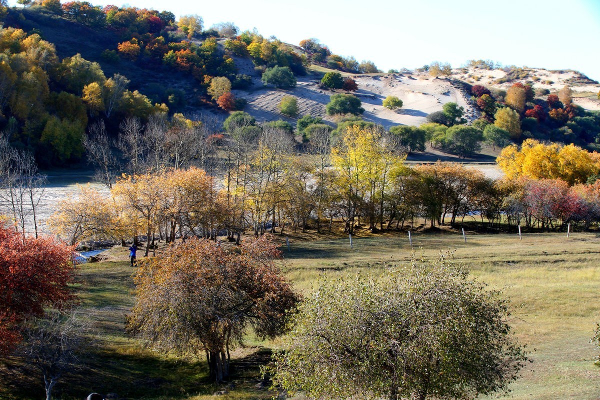 内蒙乌兰布统坝上盘龙大峡谷（一）