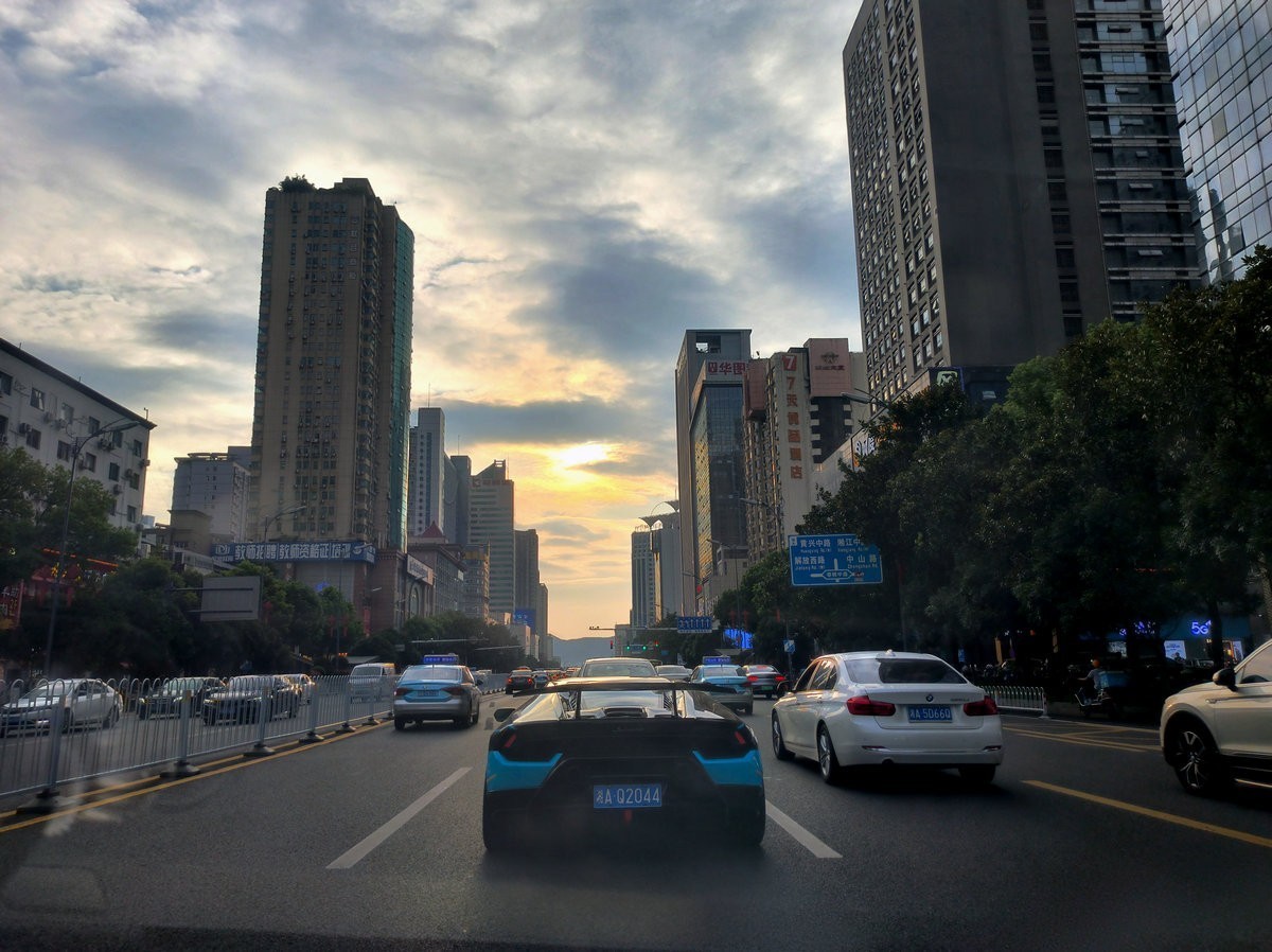 漫步星城 走街串巷（392）傍晚的五一路