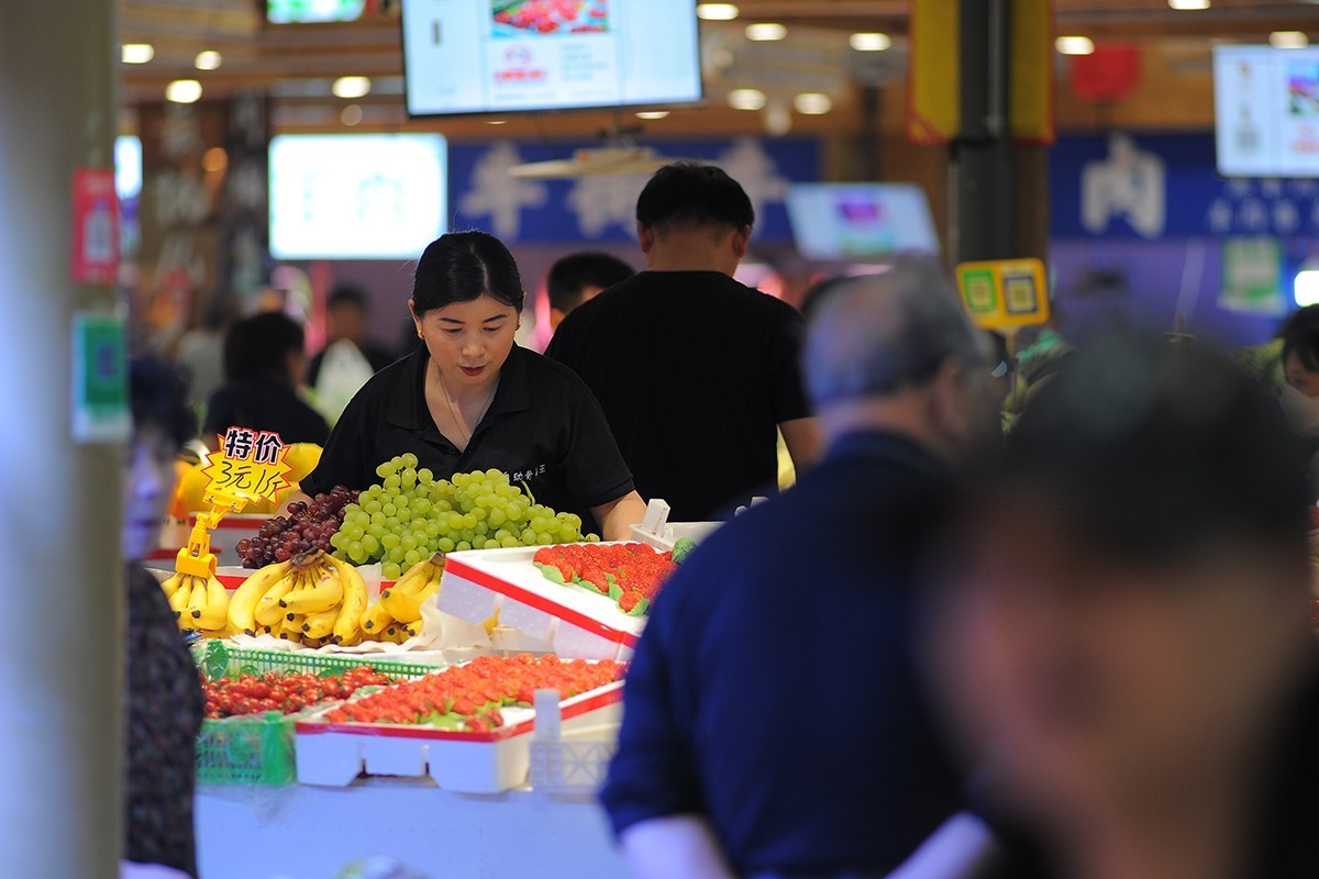 第一次试用180mm f/2.8D镜头