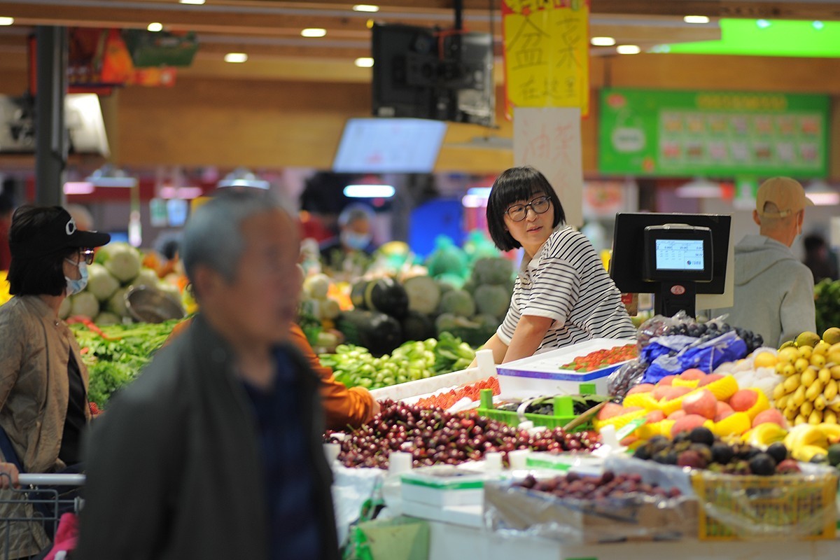 第一次试用180mm f/2.8D镜头