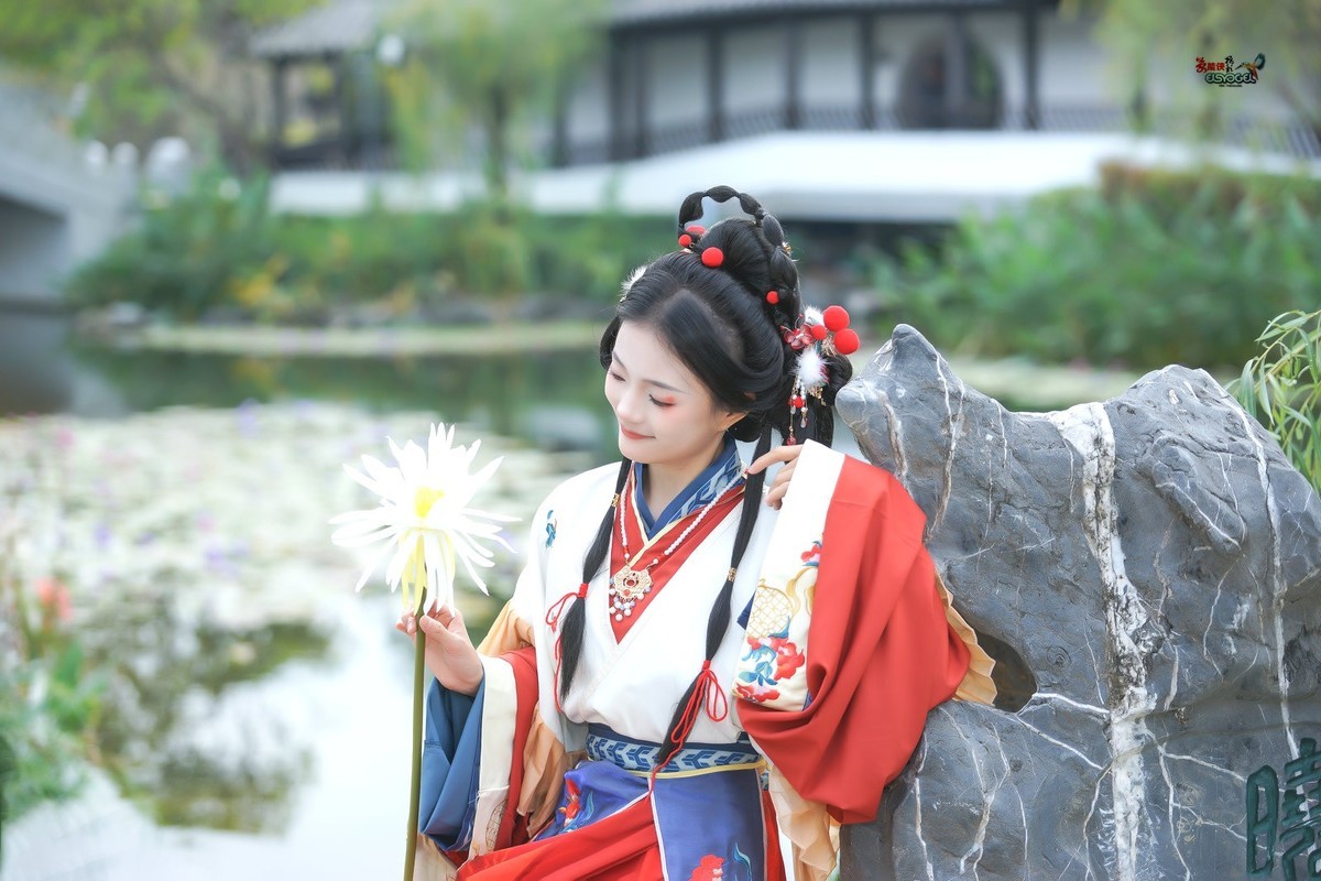 【君玉兰·石榴小神仙】---娜娜