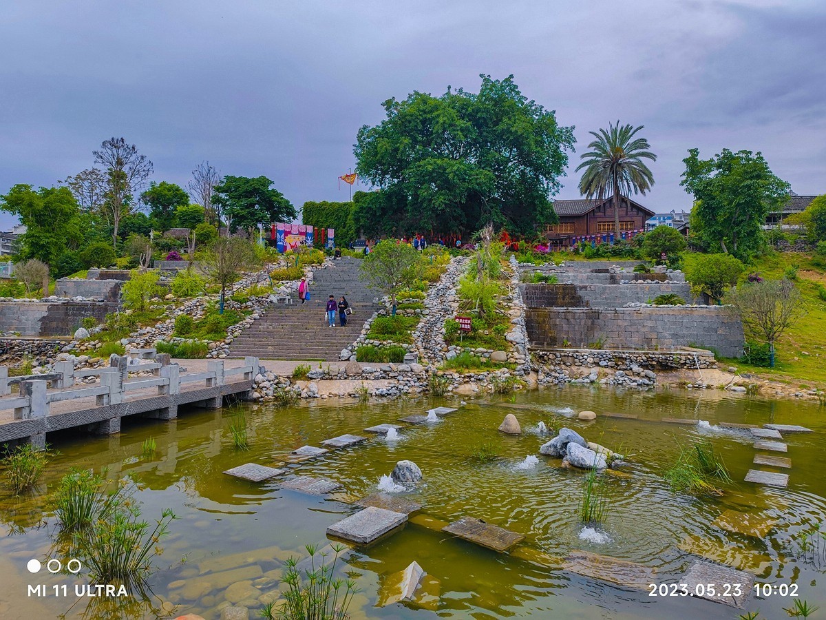 上海～成都～拉萨骑游随拍（22）船观雨雾中的三峡