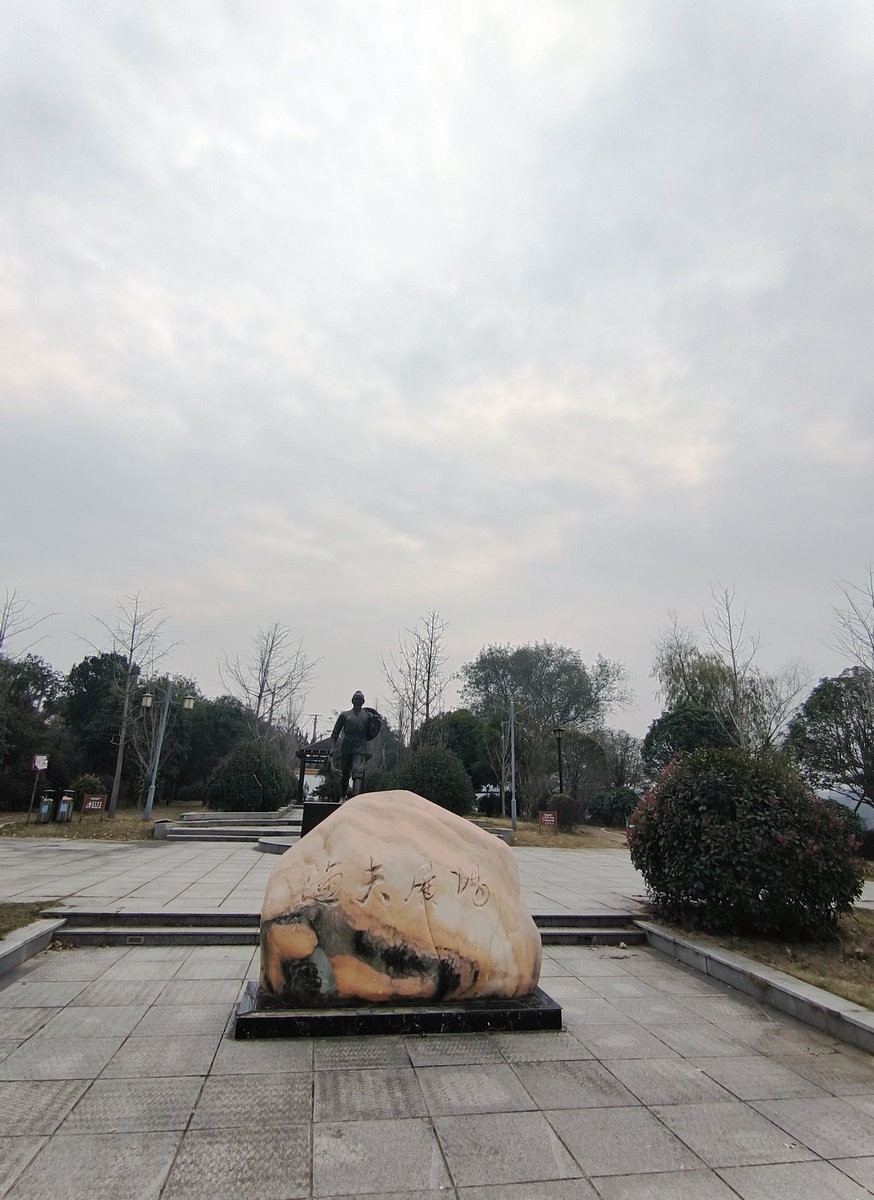 漫步星城 走街串巷（599）渔夫广场