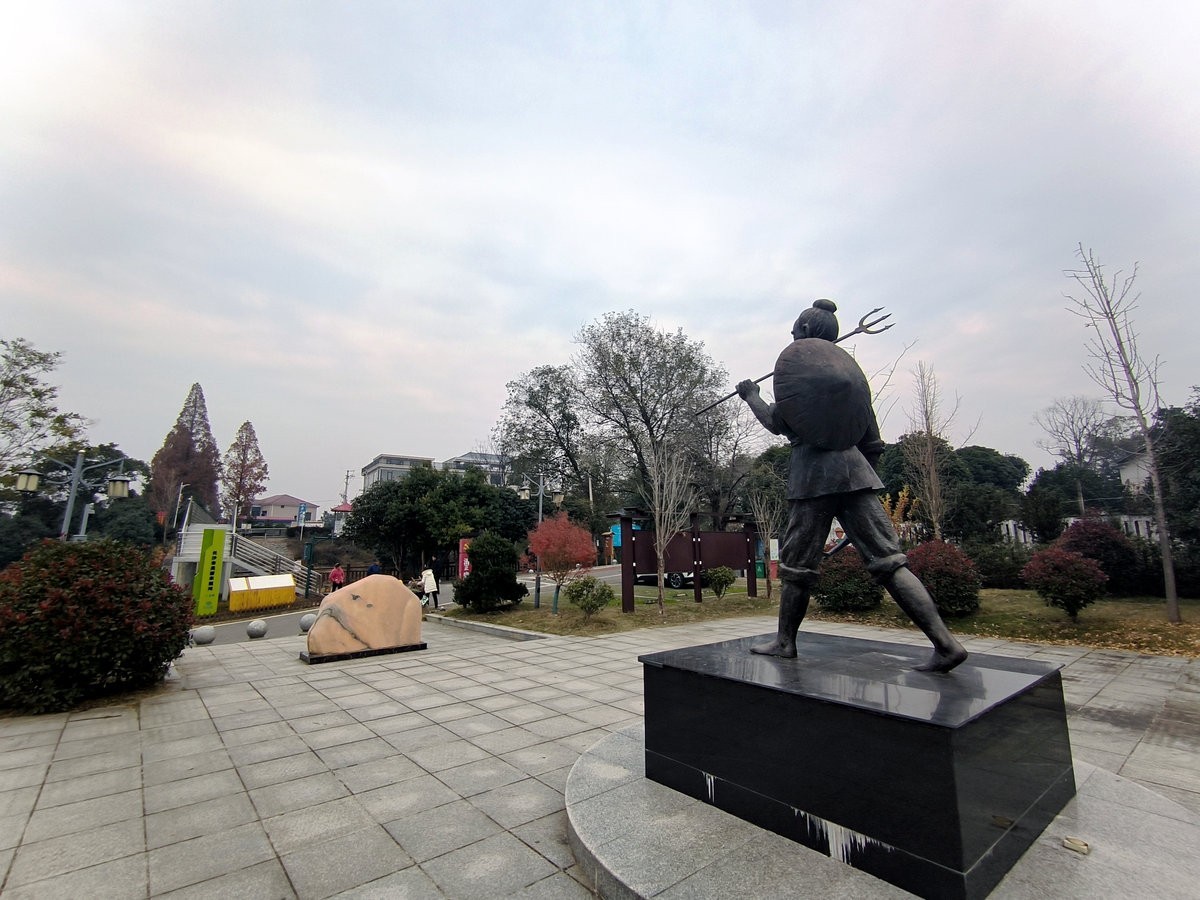 漫步星城 走街串巷（599）渔夫广场