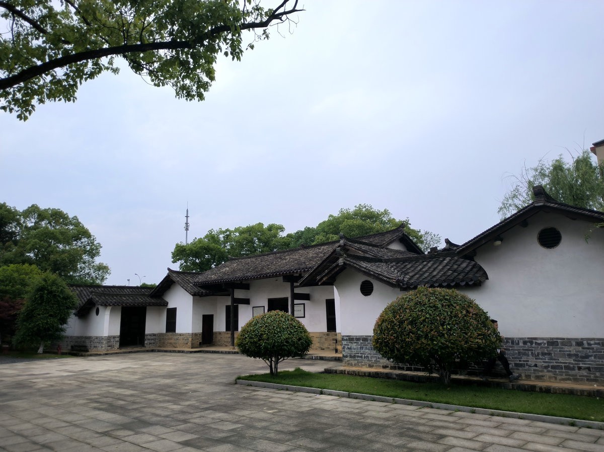 漫步星城 走街串巷（692）许光达故居