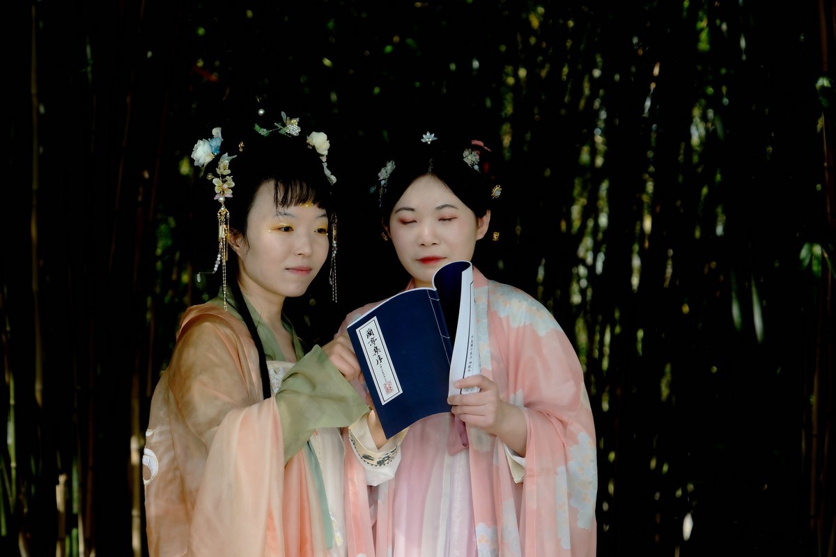 环境人像---小竹林中！