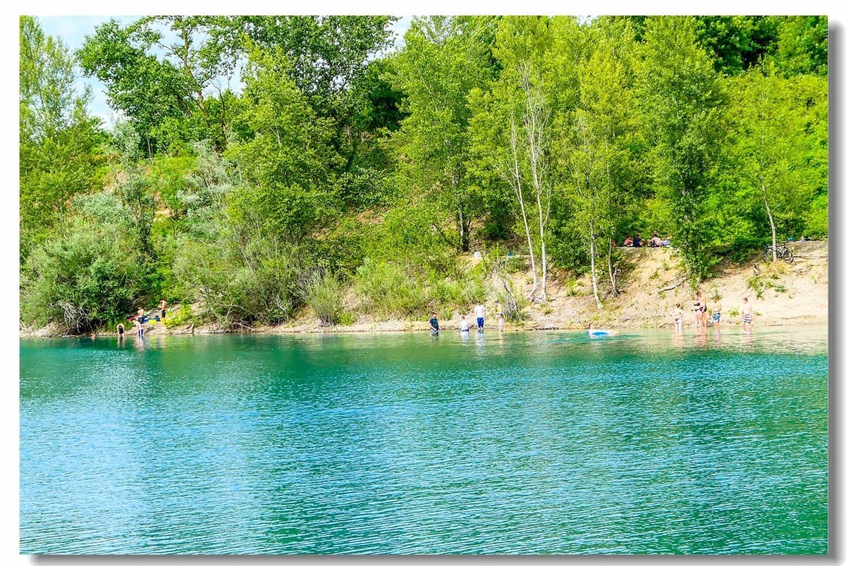 夏季休闲凉爽之--“人工湖”