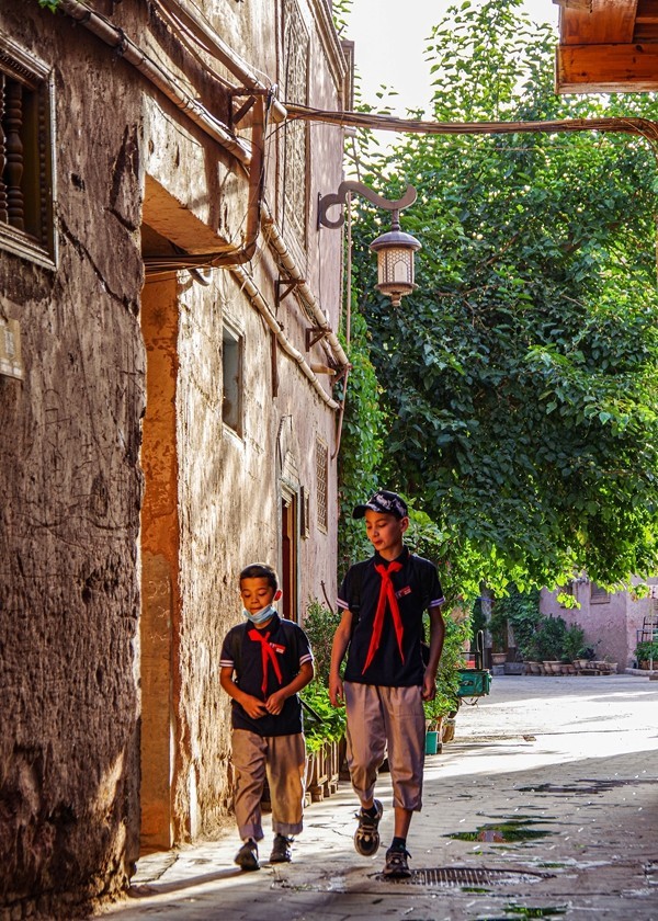 新疆行游--漫游喀什古城【18】上学去