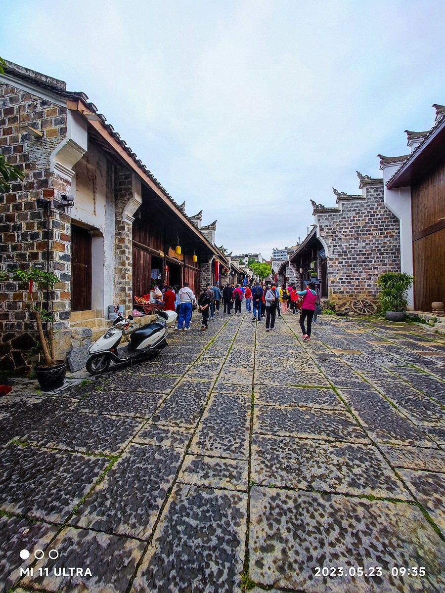 上海～成都～拉萨骑游随拍（22）船观雨雾中的三峡