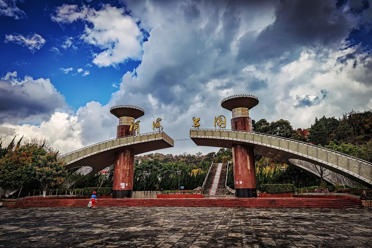 昨日又到大理，今日重游三塔