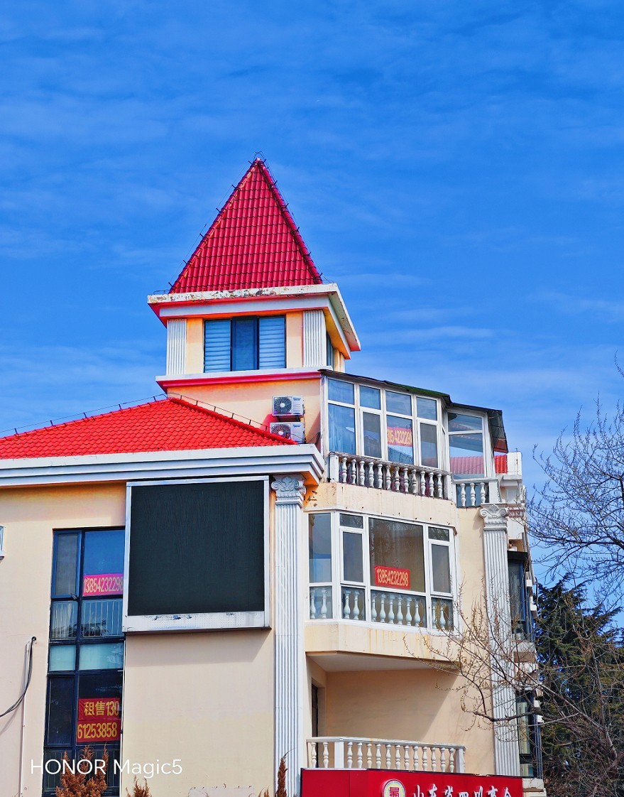 请假贴福建旅游《街拍扫街抓拍人物》片。最近又要出去趟暂时不能在上贴操作。