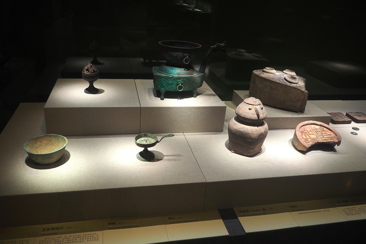 《长城两边是故乡—冀蒙古代文物精品展》下