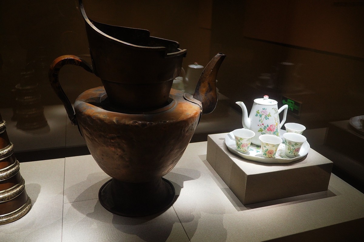 《长城两边是故乡—冀蒙古代文物精品展》下