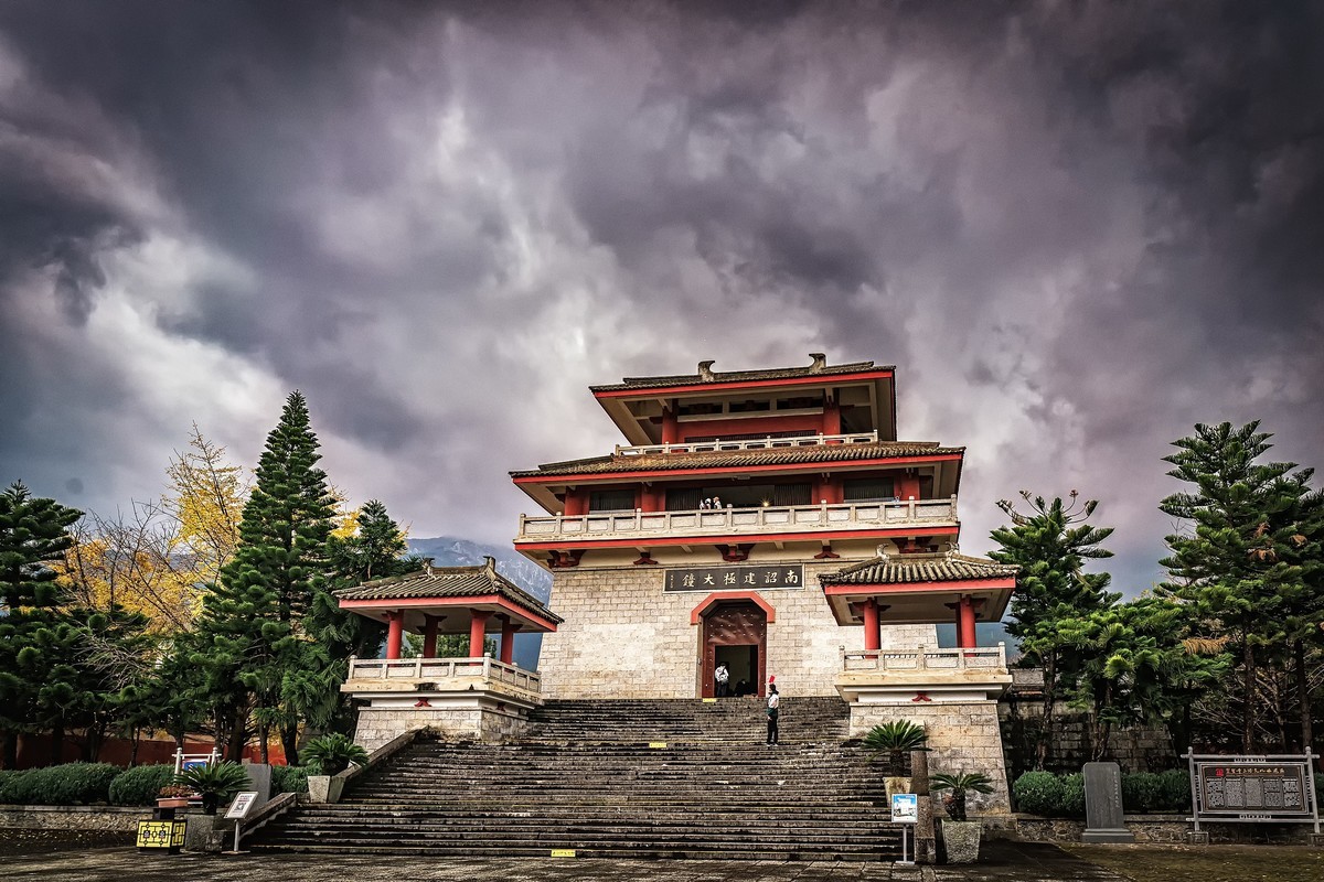 昨日又到大理，今日重游三塔