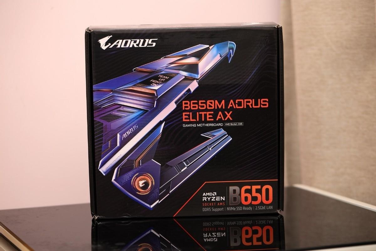 用料十足，小身材大能量，技嘉小雕B650M AX评测体验
