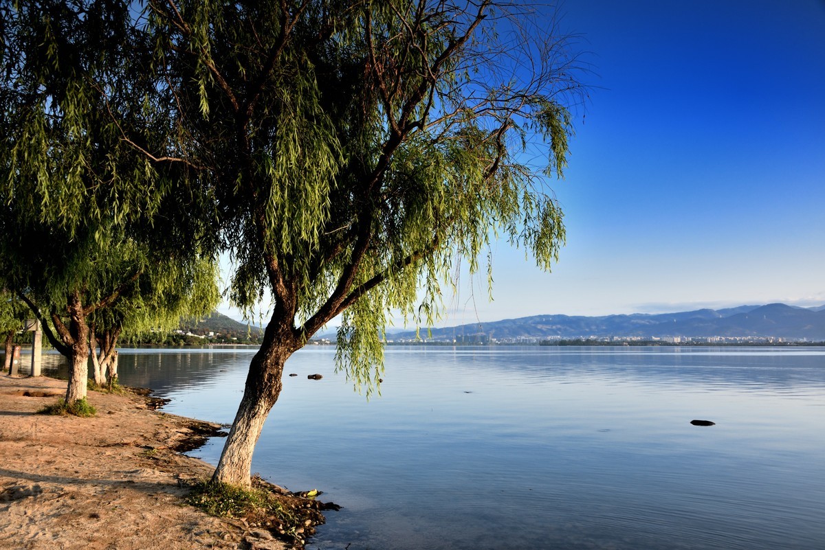 邛海湖畔【12】