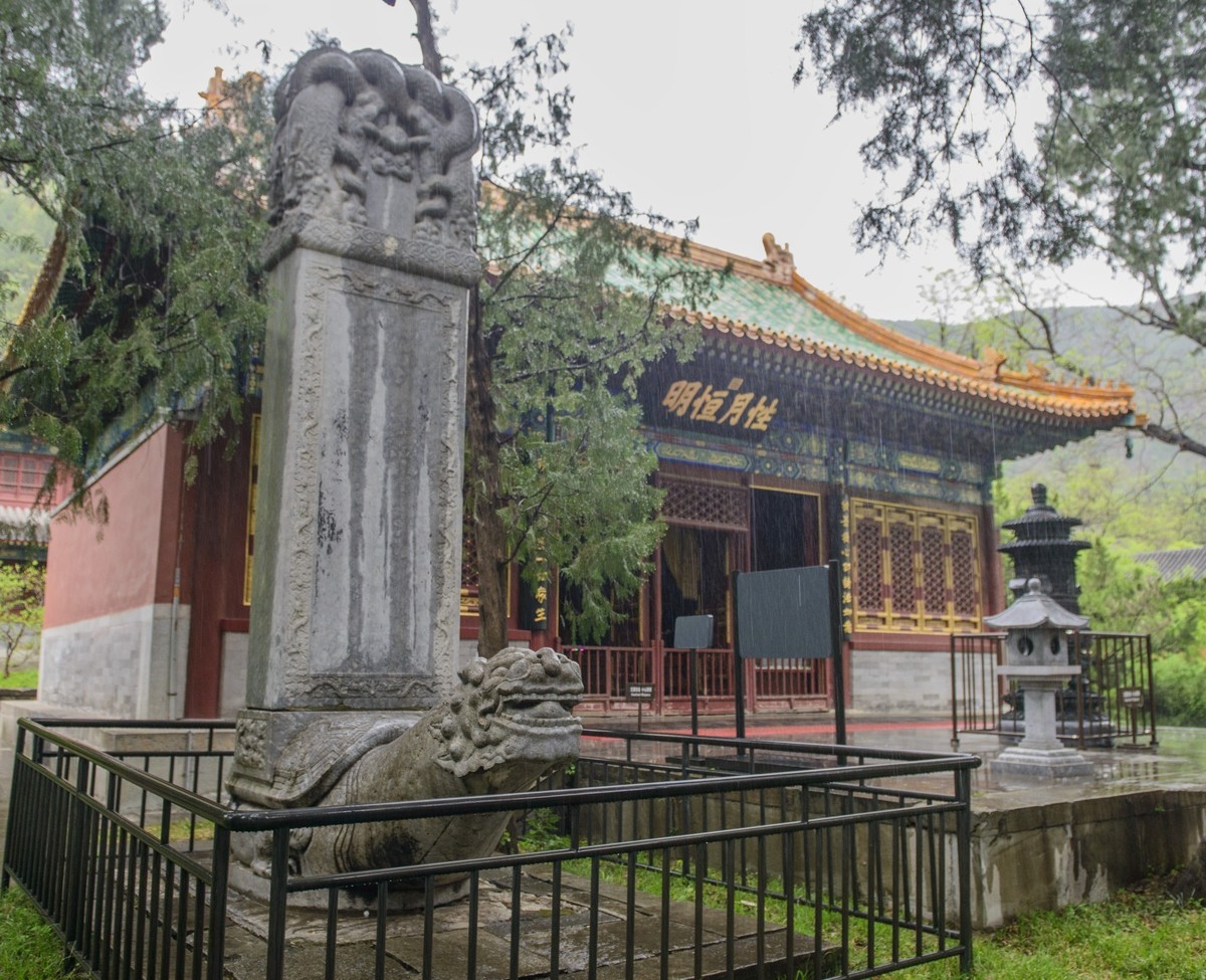 雨中的千年古寺-中关村在线摄影论坛