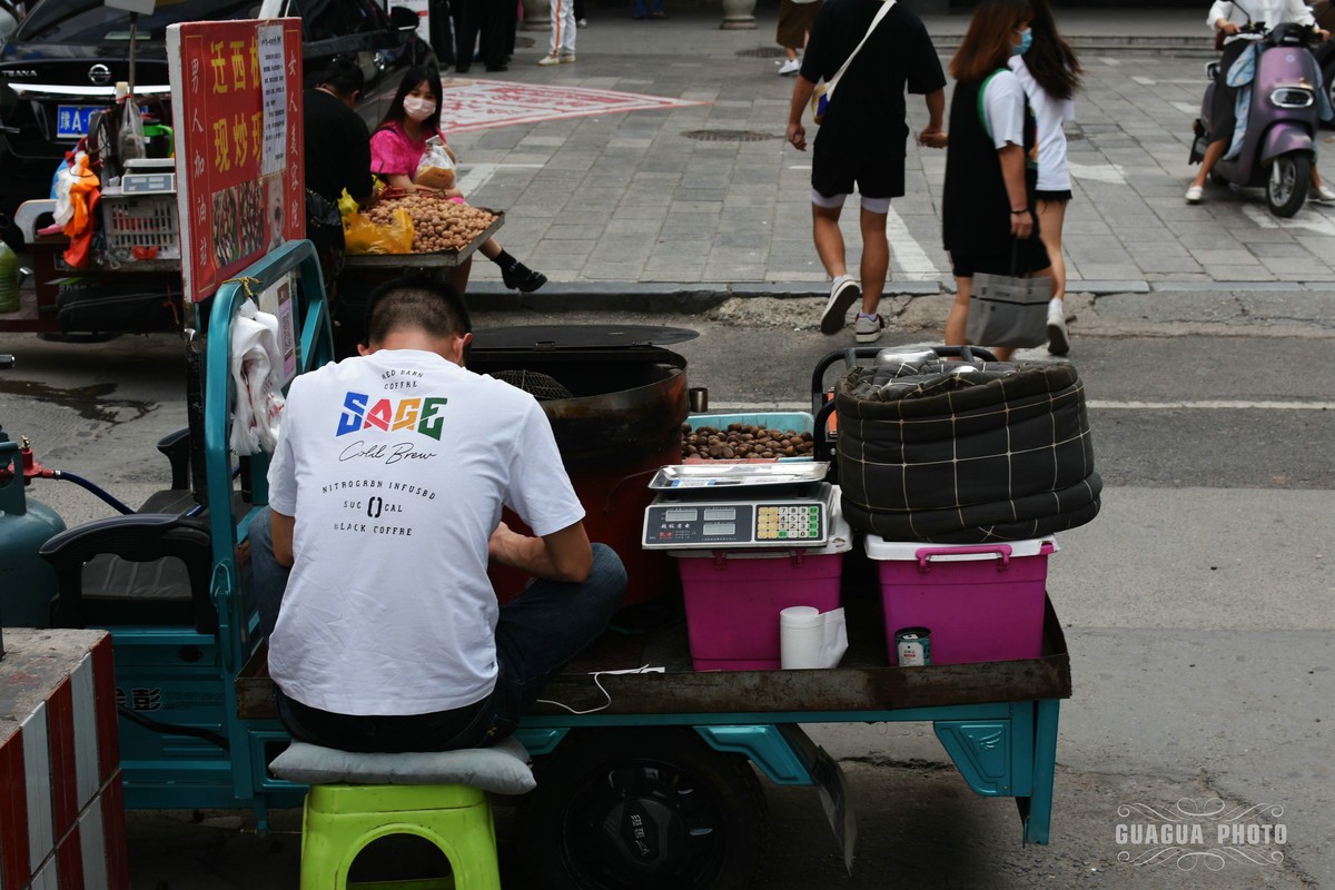 随手拍照而已之四——育英街