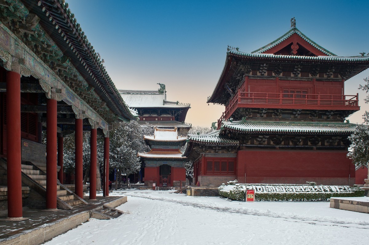 初雪大佛寺