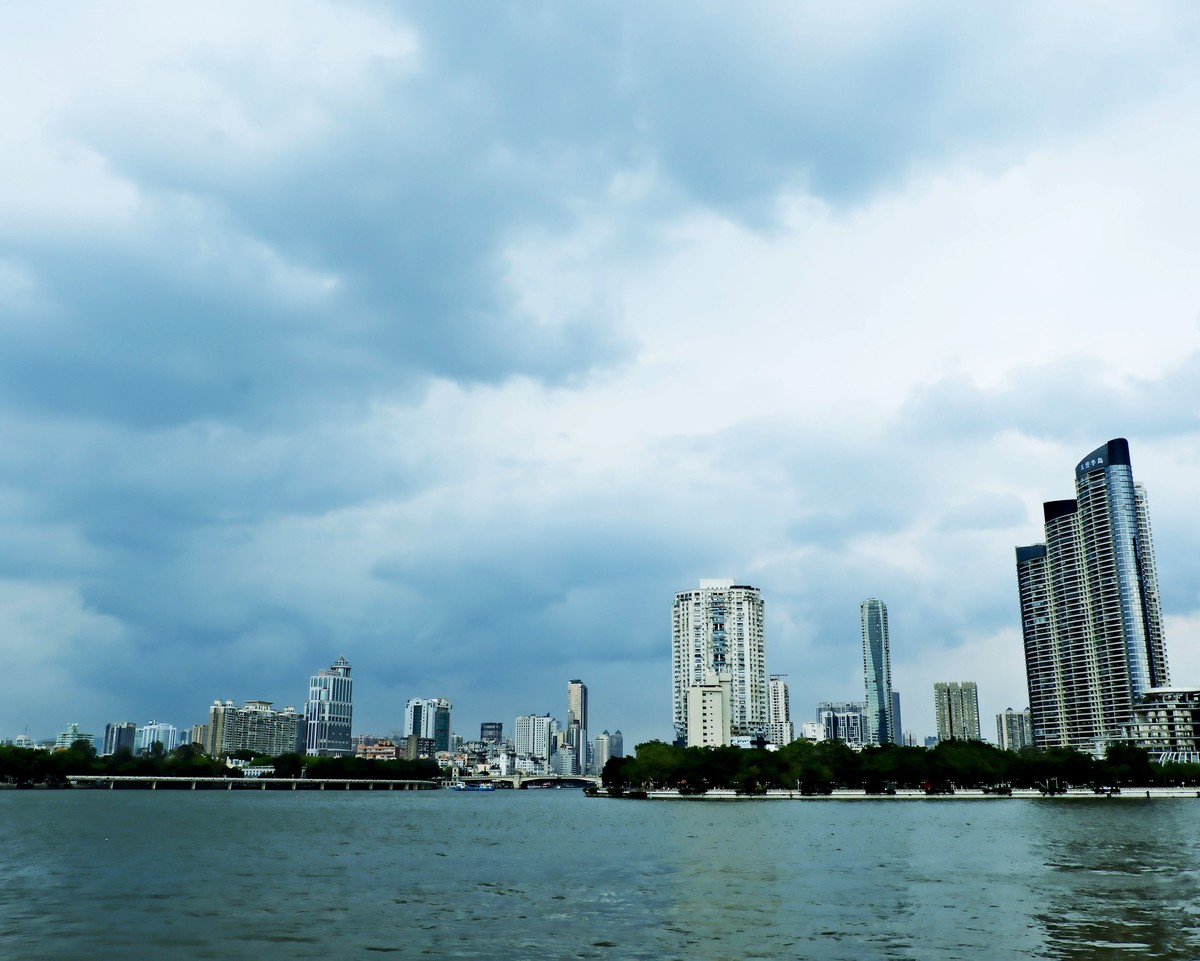 沿江景色（二）