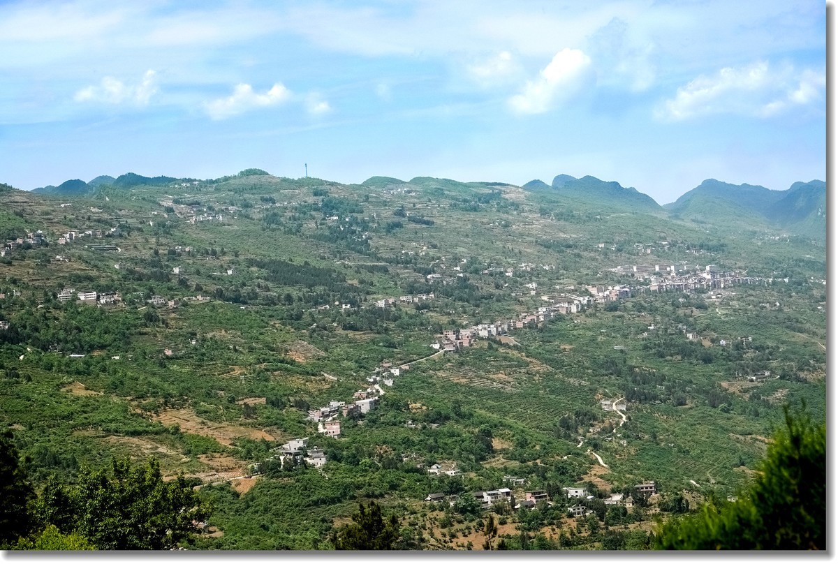 “五一”随游拾影---“鸡鸣三省”