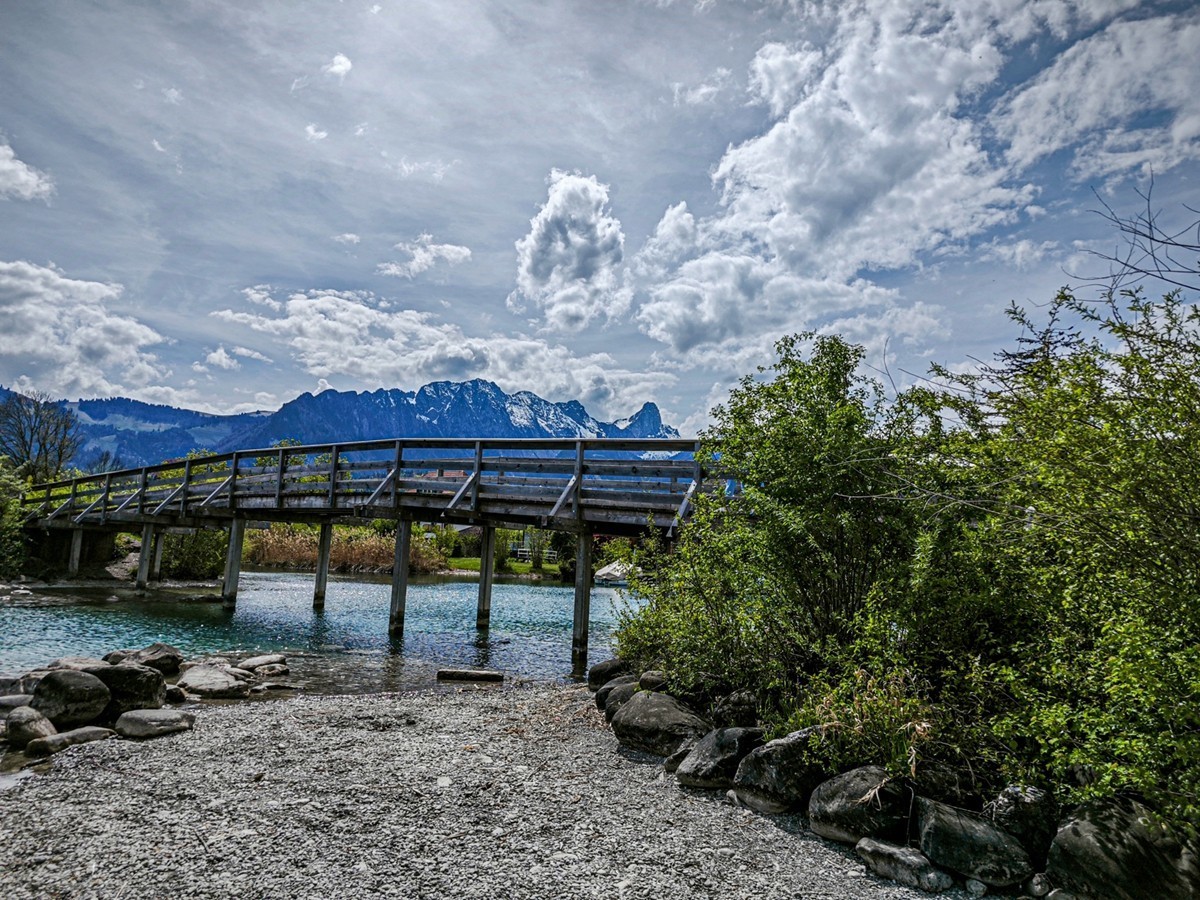 湖景--”因特拉肯“（瑞士）