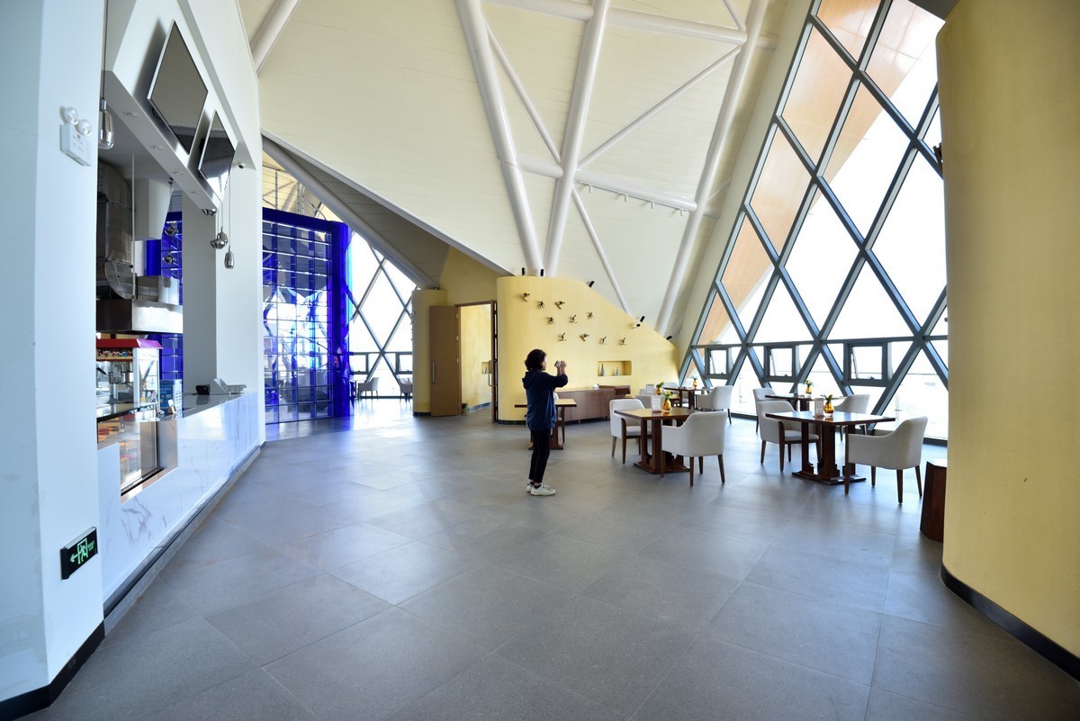 翠云山银河滑雪场星芒图书馆2/3