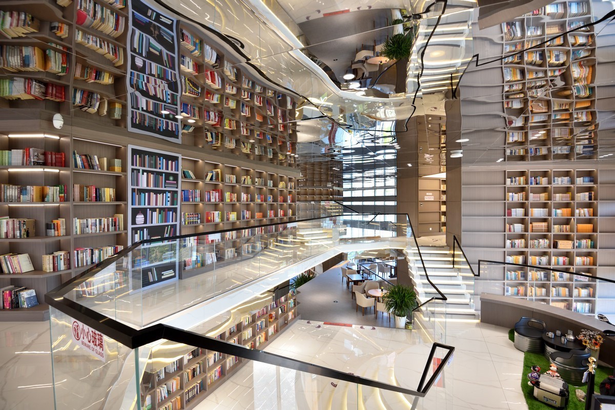 翠云山银河滑雪场星芒图书馆3/3