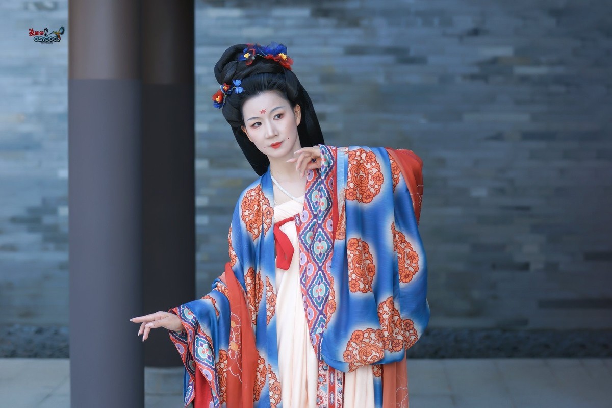 【君玉兰·引路菩萨】---婉灵