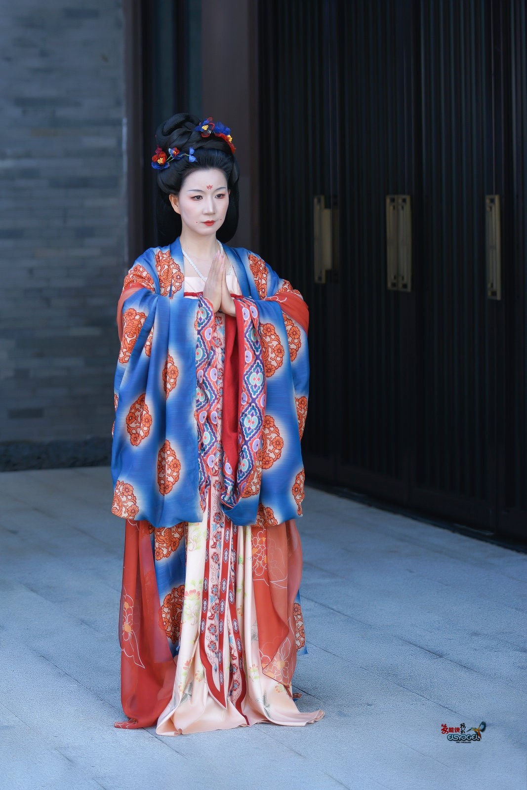 【君玉兰·引路菩萨】---婉灵