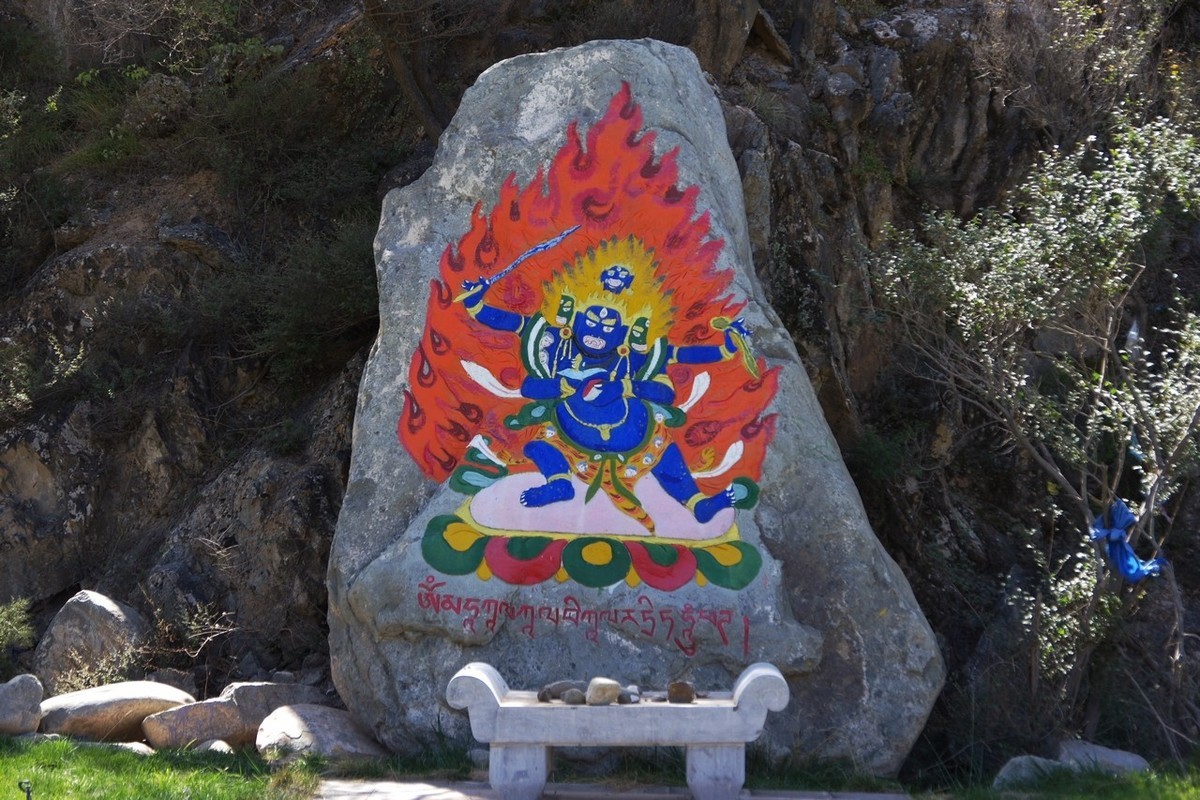 贺兰山北寺掠影