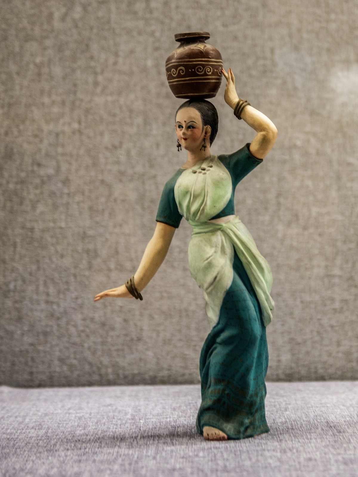 天津泥人张精美彩塑