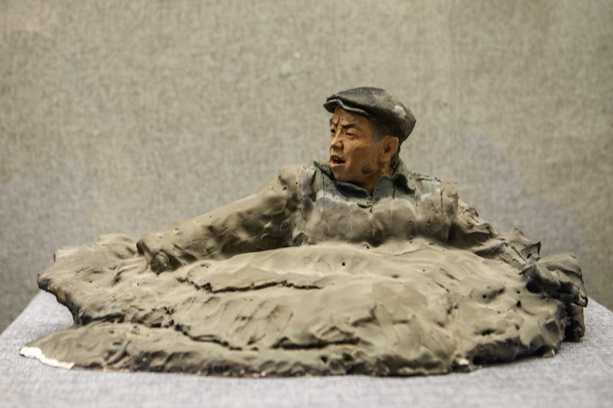 天津泥人张精美彩塑