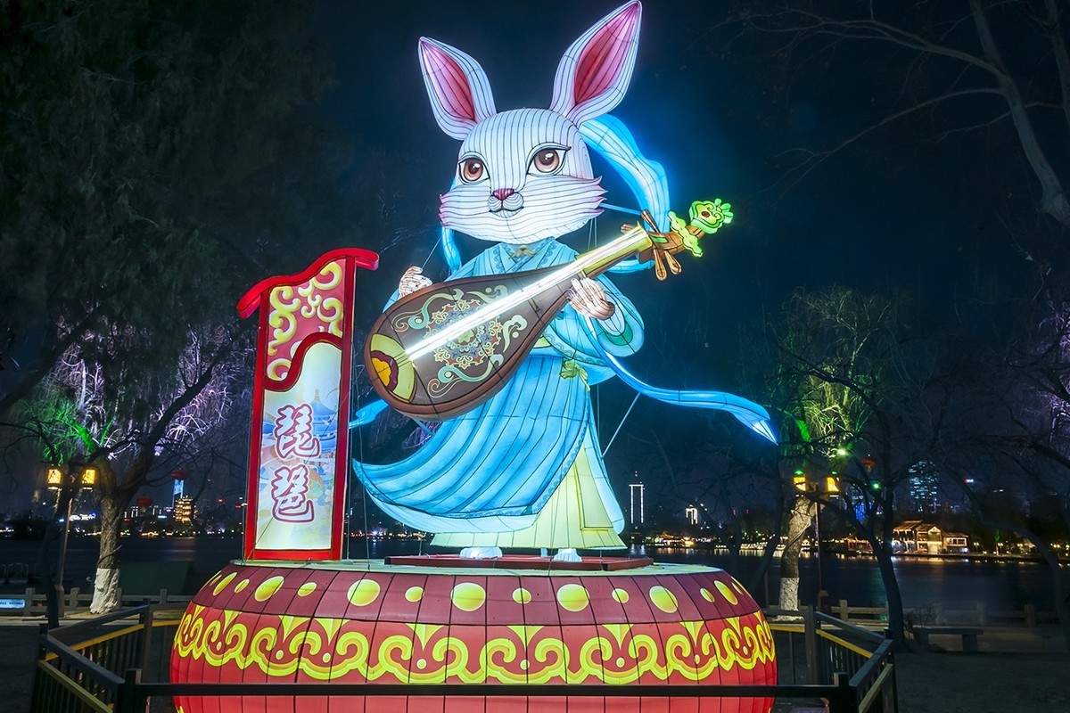 2025明湖夜色美-2